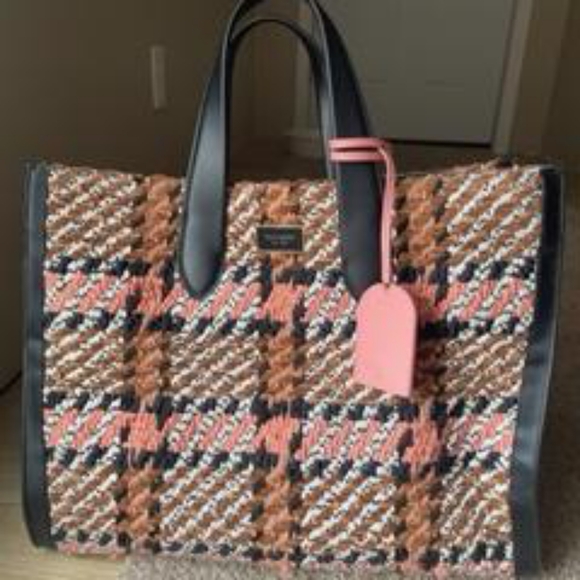 Kate Spade - Picture 2 of 2